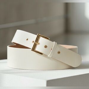 🆕 White Faux Leather Belt With Gold Buckle